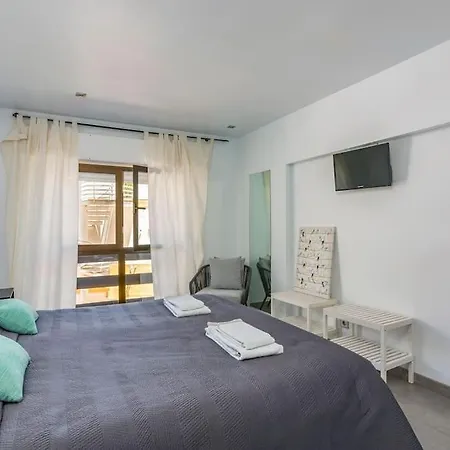 Ocean And Sunset 2nd Line Upscale Flat Ac Apartment Portimao