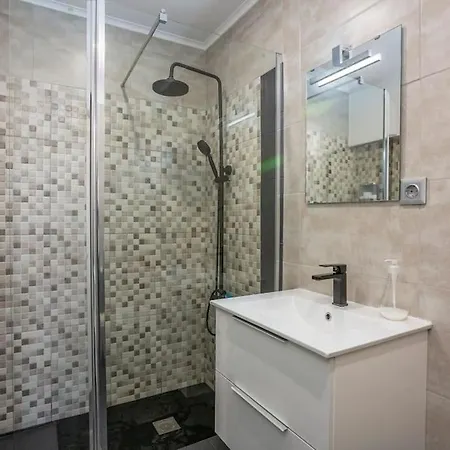 Ocean And Sunset 2nd Line Upscale Flat Ac Apartment Portimao